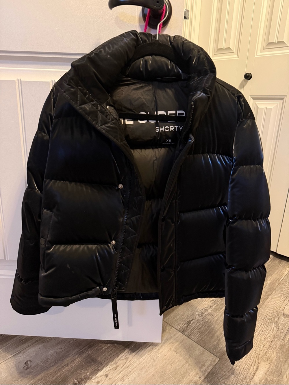 Shorty Puffer Jacket - Gloss Black